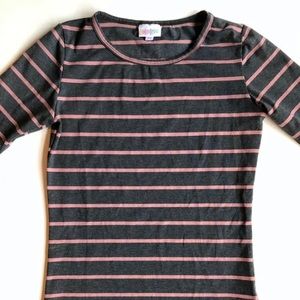 LULAROE Gray Pink Striped Short Sleeve‎ Knit Top